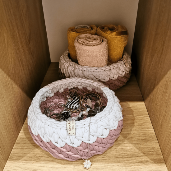 Kvačkana košara - dvobarvna - Image 3